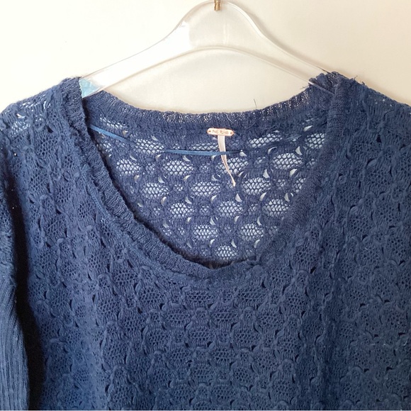Free People Scoop Neck Ruffle Hem Sweater - Blue - M - Picture 4 of 7